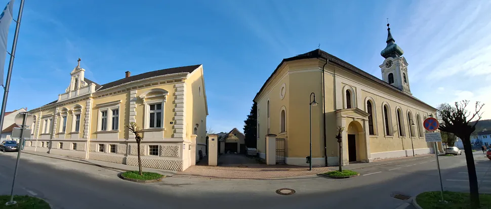 Pfarrhaus und Kirche Pinkafeld